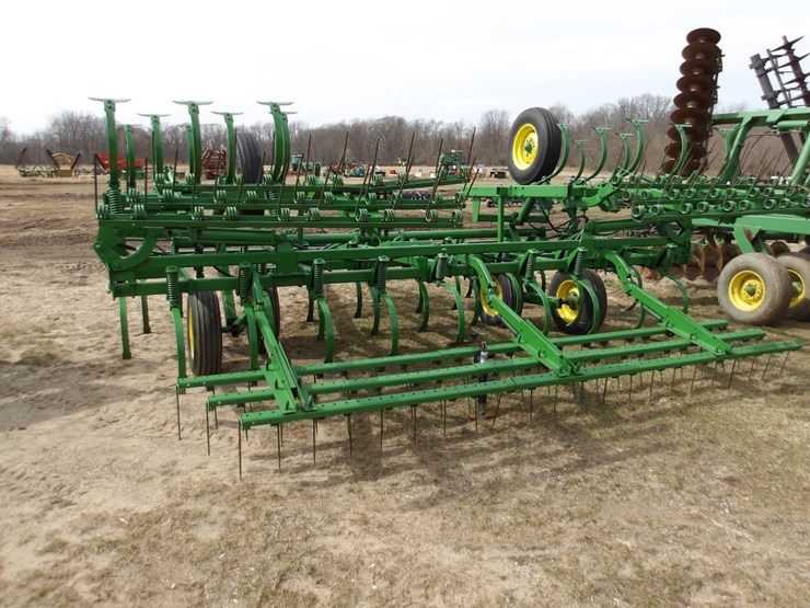 john-deere-1010-image-8