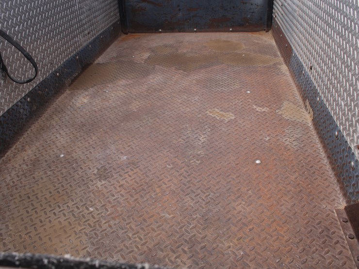 1984-chevrolet-c20-image-24