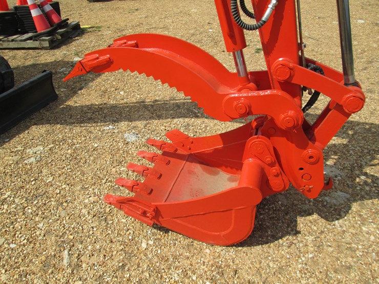 #37299-•-2015-kubota-kx155-5-hydraulic-excavator-11017-image-22