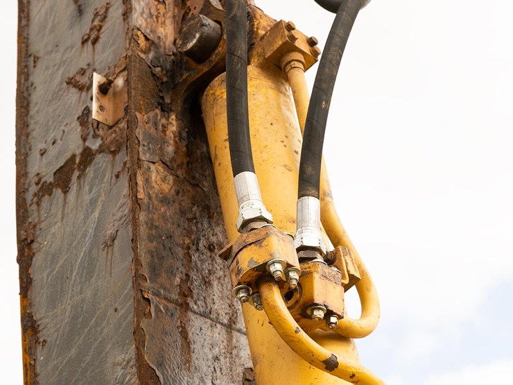 2013-caterpillar-324e-image-29