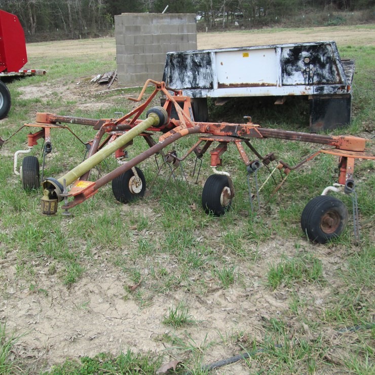 #38189 • PJ Zweegers Fanex 400 Hay Tedder KU003046