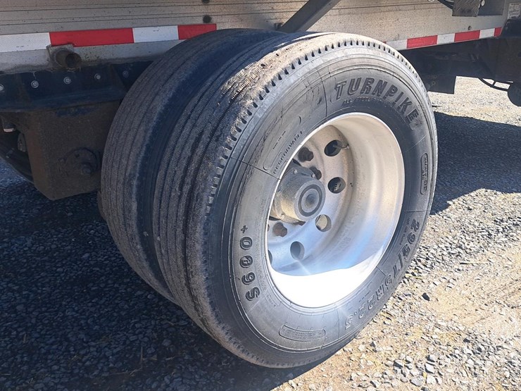 #131-•-2005-reitnourer-curtain-trailer-image-35