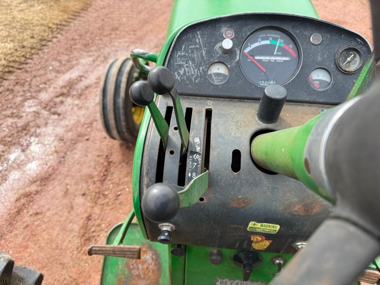john-deere-4020-image-36