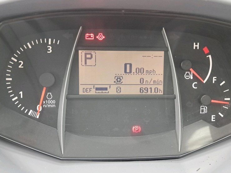 2023-kubota-m5-091-image-16