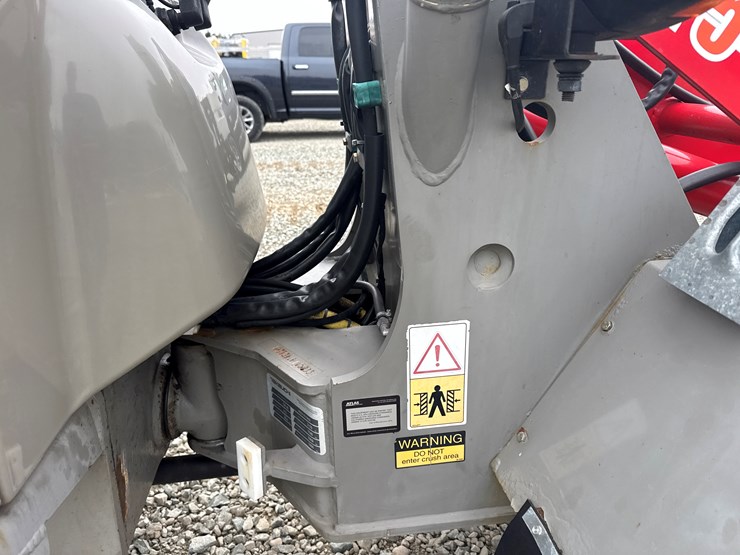 2014-takeuchi-tw40-image-25