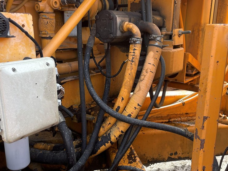 2009-bandit-1900-image-22