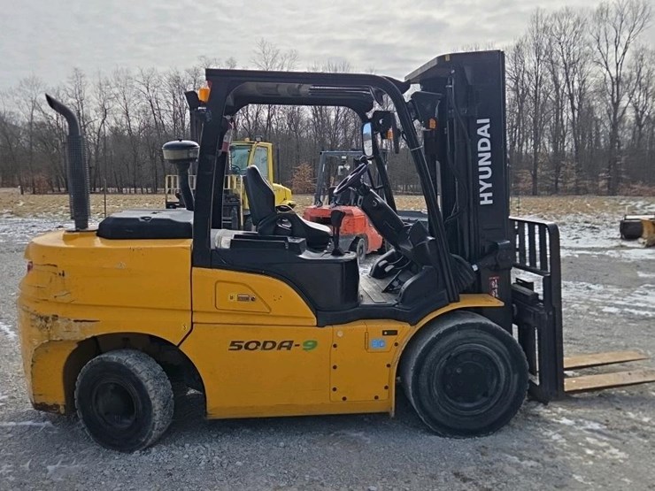 2019-hyundai-50da-9-image-6