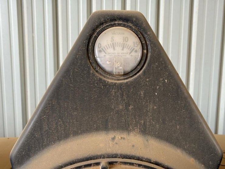 john-deere-1720-image-7