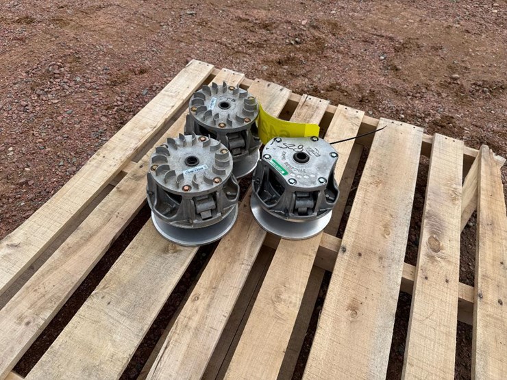 john-deere-gator-image-3