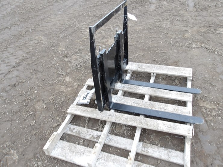 #7393-•-30"-mini-skid-steer-forks-image-4
