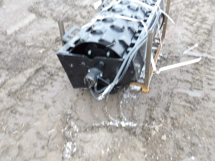 #7380-•-59"-skid-steer-compactor-wheel-image-6