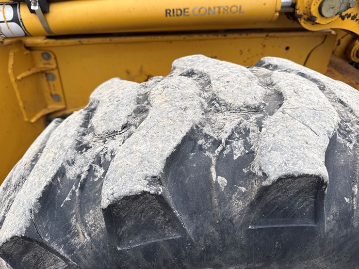 2001-deere-310sg-image-89