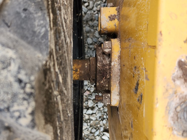 massey-ferguson-8-image-21