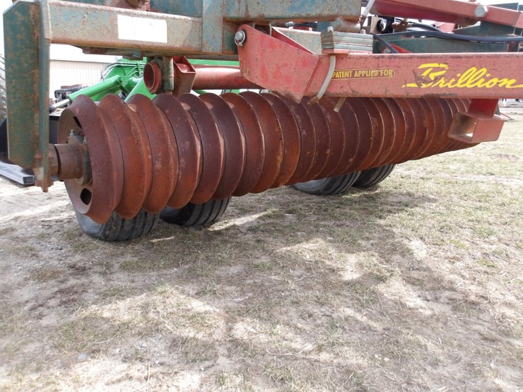 #5786-•-brillion-24’-cultipacker-\ufffd-model-x-108-image-4