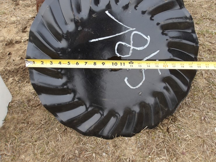 #7815-•-(3)great-plains-disc-o-vator-parts-image-6
