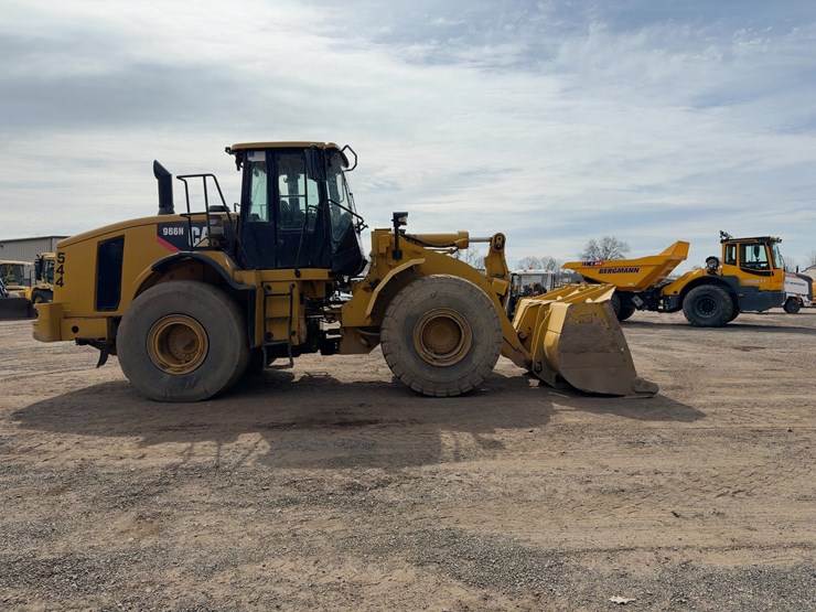 2010-caterpillar-966h-image-6