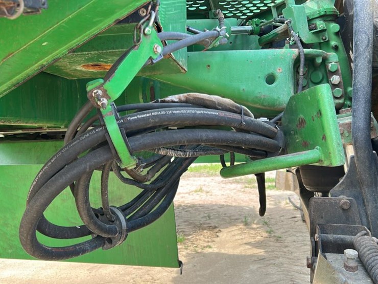 2014-john-deere-4940-image-15
