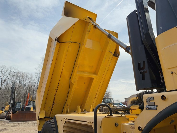 2012-gvm-ut5212-powerplatform-multipurpose-vehicle-image-24