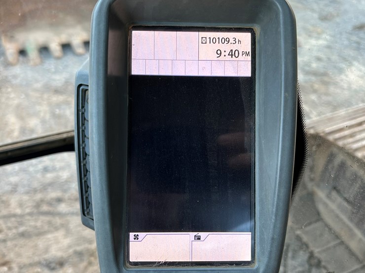 deere-470g-lc-image-60