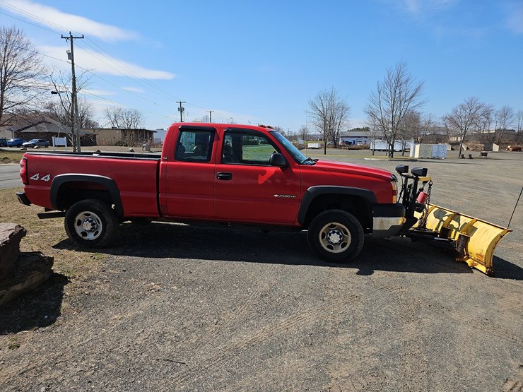 2005-chevrolet-2500hd-image-6