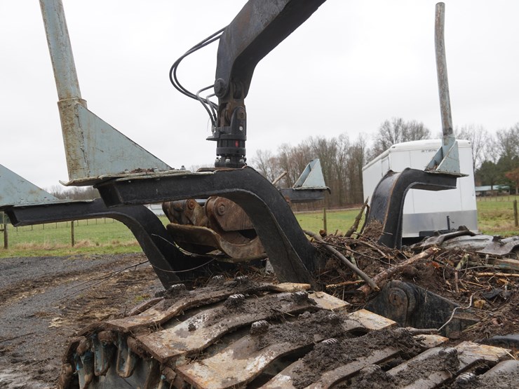 2011-timberpro-tf830b-image-25