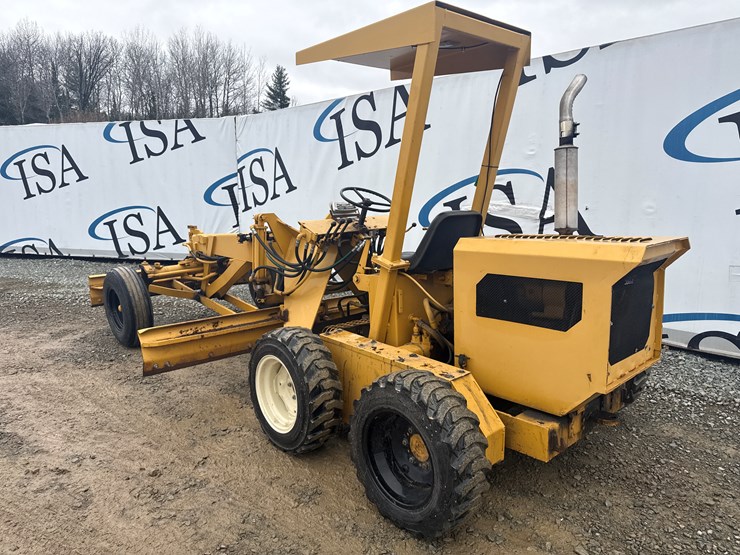 massey-ferguson-8-image-3