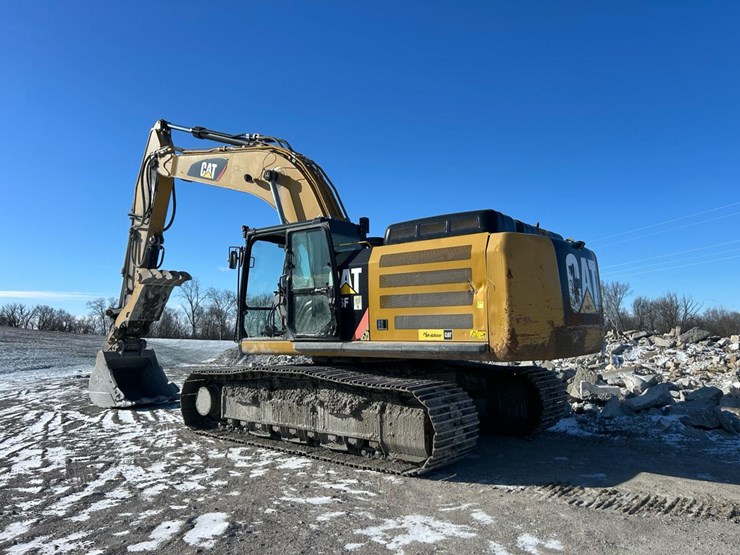 2018-caterpillar-336f-image-5