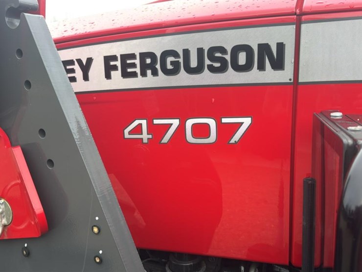 2023-massey-ferguson-4707-image-16