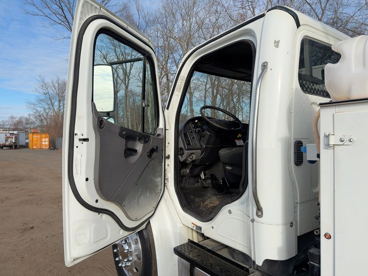 2016-imt-8600-image-31