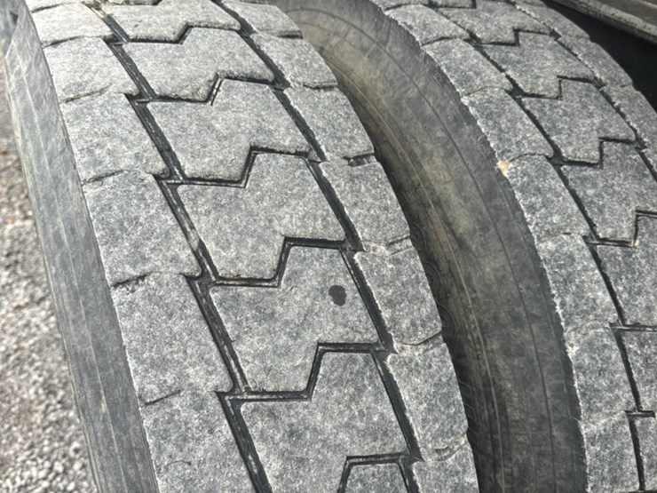 2007-deere-437c-image-35