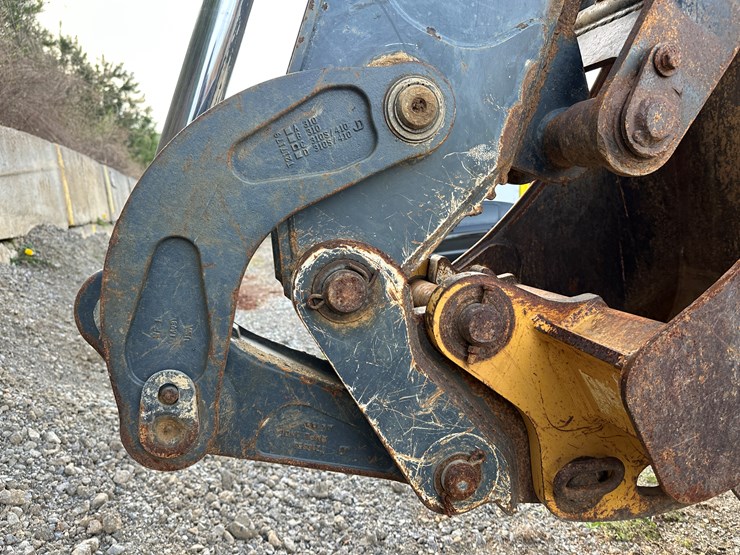 2011-deere-310sj-image-27