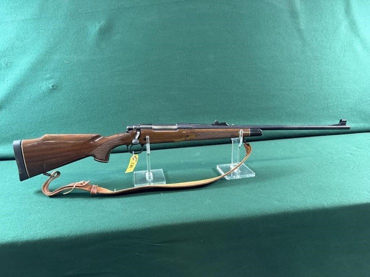 remington-mdl.700-300-win-mag-rifle-image-1