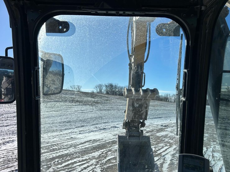 2018-caterpillar-336f-image-33