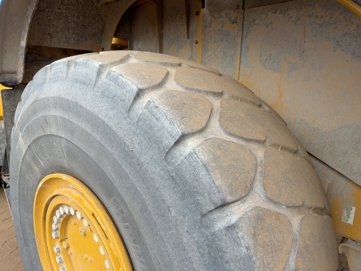 2017-caterpillar-980m-image-14