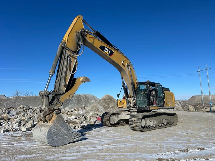 2018-caterpillar-336f-image-1