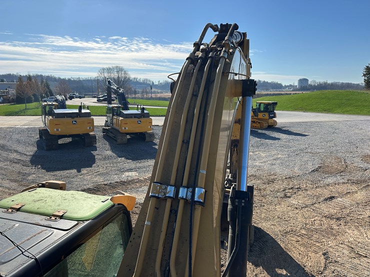 2011-caterpillar-336dl-image-40