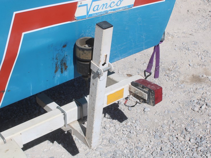 #3047-•-vanco-16ft-ski-boat-image-22