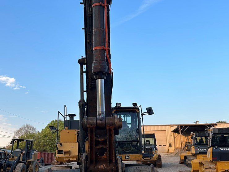 deere-470g-lc-image-8