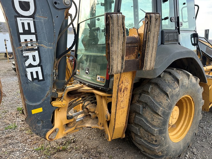 2011-deere-310sj-image-24