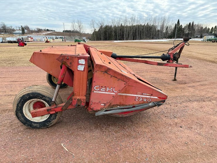 gehl-2340-image-3