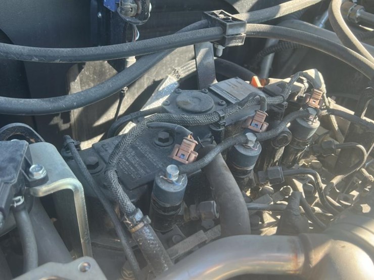 #101-•-2023-gehl-gct3-14-telehandler-image-52