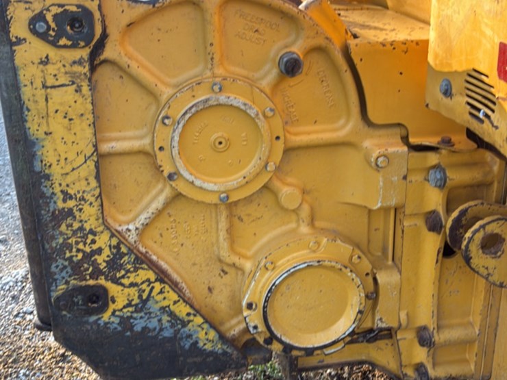 2019-deere-650k-lgp-image-33