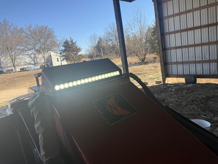 2018-ditch-witch-sk1550-image-6