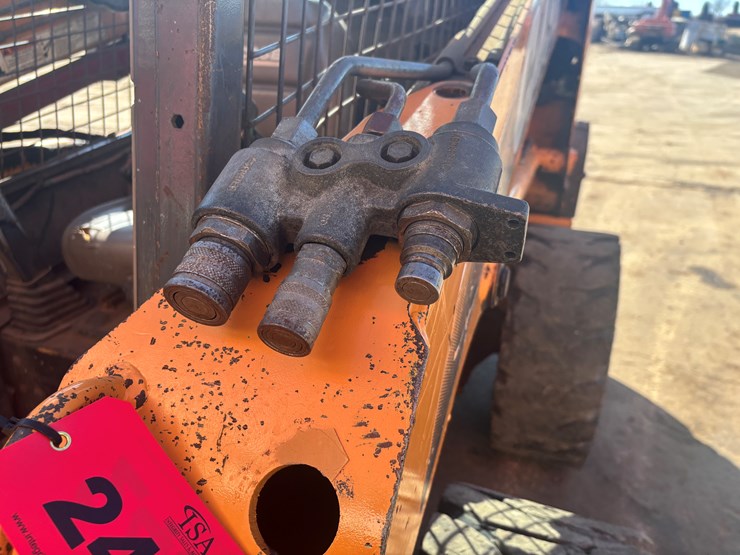 2011-case-sr220-image-22