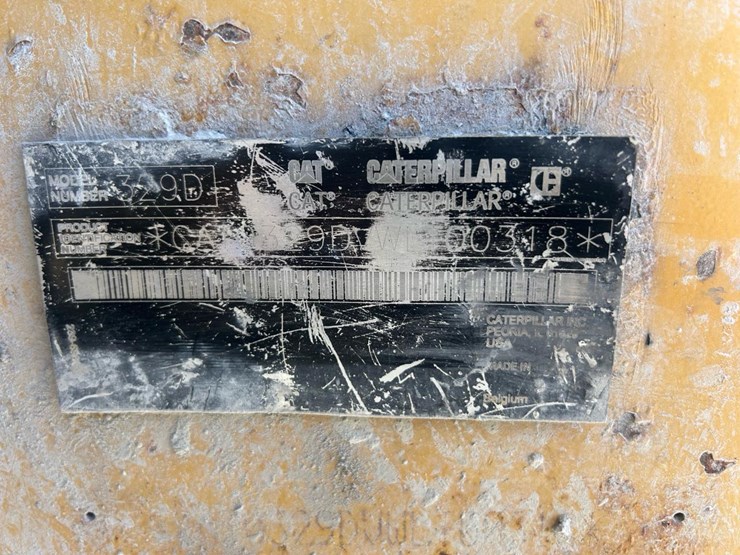 2011-caterpillar-329d-image-2