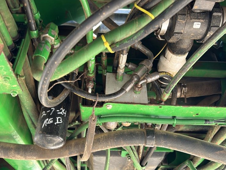 2014-john-deere-4940-image-30