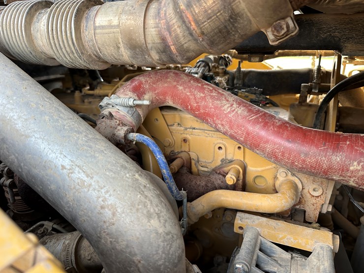 2012-caterpillar-950k-image-36