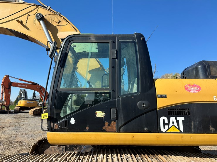 2011-caterpillar-336dl-image-12