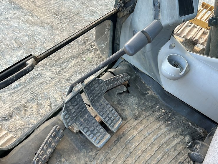 deere-470g-lc-image-55