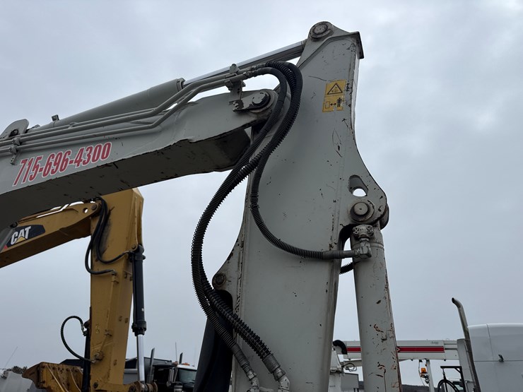 takeuchi-tb285-image-22